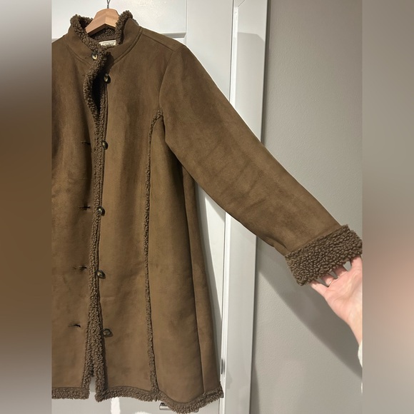 L.L. Bean Coat - Picture 4 of 5